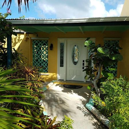 Carringtons Inn Saint Croix Екстериор снимка